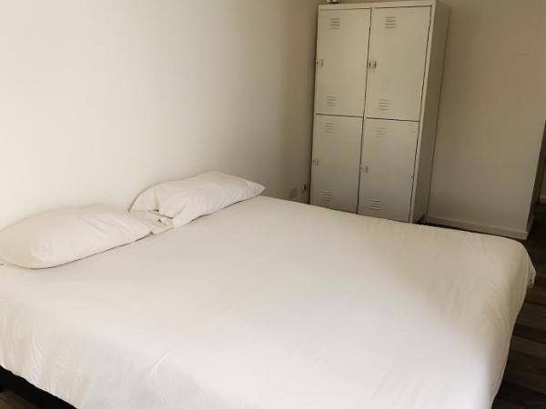 Fuxia Jungle Hostel : photo 3 de la chambre chambre double avec salle de bains privative