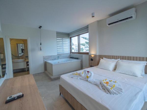 Zera Bodrum By Özükara : photo 3 de la chambre chambre double avec balcon - vue sur mer