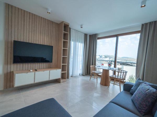 Zera Bodrum By Özükara : photo 4 de la chambre chambre double avec balcon - vue sur mer