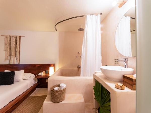 Mezzanine Boutique Hotel-Adults Only : photo 3 de la chambre hébergement sans vue 