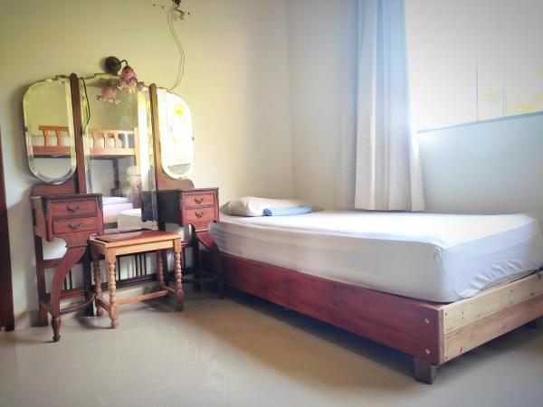 Mini Hotel Búzios : photo 2 de la chambre lit dans dortoir pour femmes de 4 lits