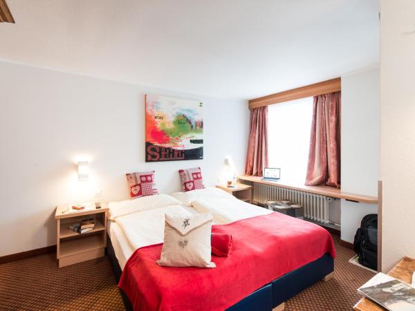 Le Petit CHARME-INN : photo 5 de la chambre chambre lits jumeaux