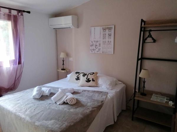 AUBERGE DE CANNEDDA : photo 4 de la chambre petite chambre double