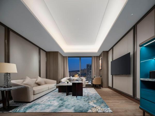 Crowne Plaza Hangzhou Linping, an IHG Hotel : photo 6 de la chambre suite panorama