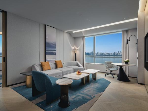 Crowne Plaza Hangzhou Riverside, an IHG Hotel : photo 3 de la chambre suite 1 chambre - vue sur rivière