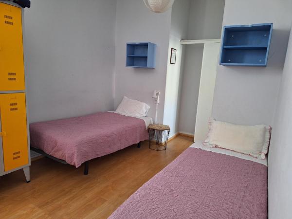 Villa Margarida : photo 2 de la chambre lit simple dans dortoir pour femmes