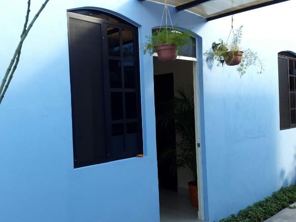 Hostal La Ermita : photo 1 de la chambre chambre simple avec salle de bains commune