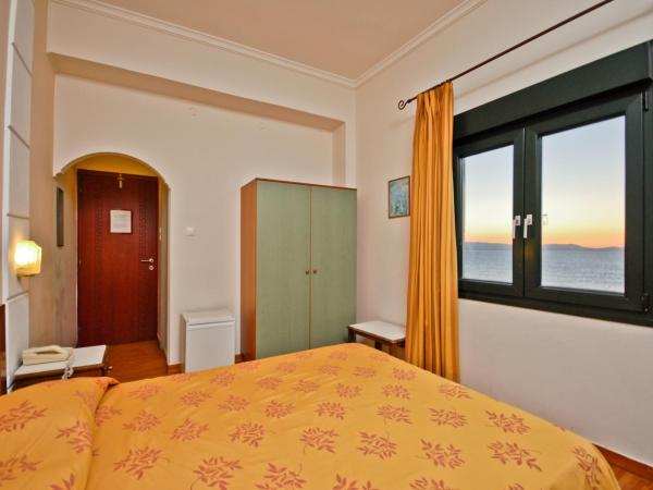 Hotel Coronis : photo 1 de la chambre chambre double - vue sur port