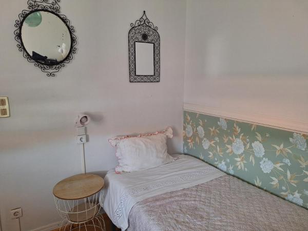 Villa Margarida : photo 3 de la chambre lit simple dans dortoir pour femmes