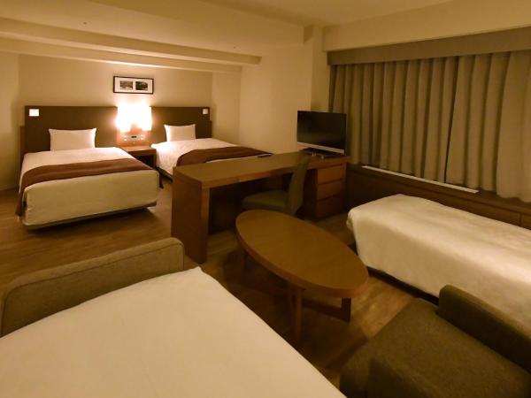 Sapporo View Hotel Odori Park : photo 1 de la chambre deluxe twin room with sofa bed and extra bed - high floor - non-smoking