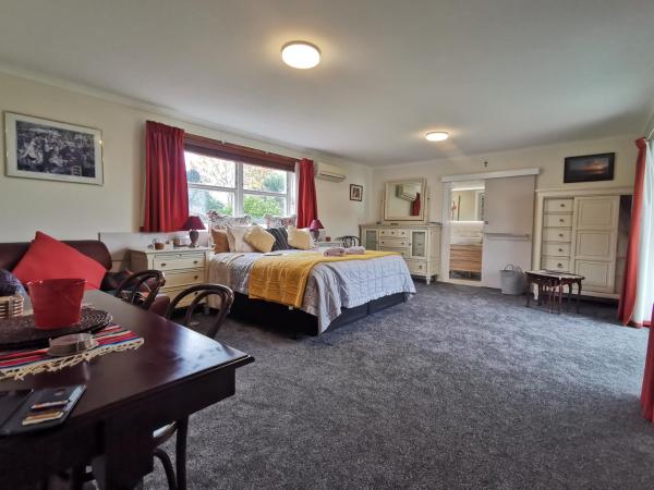 Geyser Lookout BnB : photo 3 de la chambre chambre super lit king-size deluxe