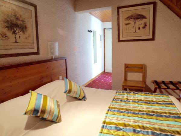 Hotel des Marquisats : photo 3 de la chambre chambre double classique – côté lac