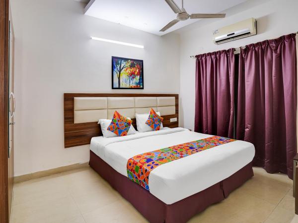 FabHotel Astra Electronic City : photo 1 de la chambre (sanitised) superior double room