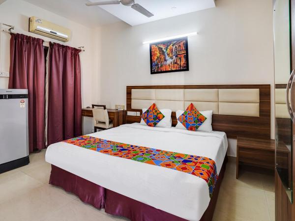 FabHotel Astra Electronic City : photo 3 de la chambre (sanitised) suite