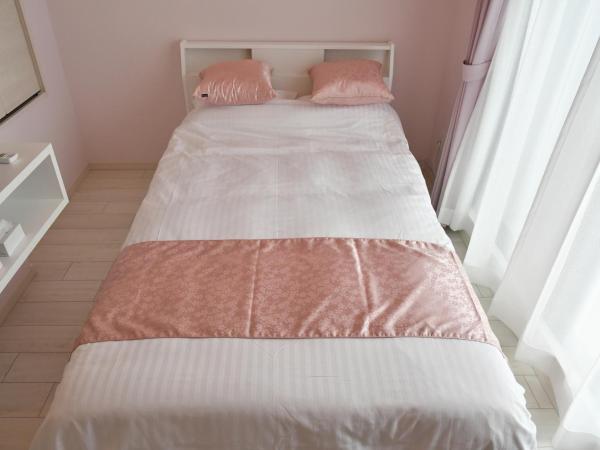 CRYSTAL & RESORT FUKUOKA : photo 2 de la chambre chambre double Économique avec petit lit double