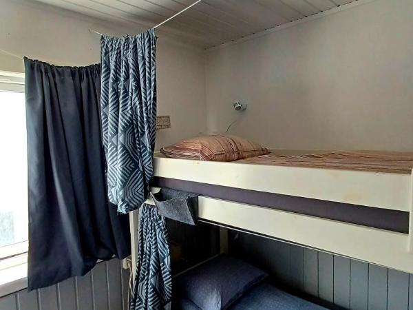 Tromso Coco Apartments in Center : photo 4 de la chambre lit superposé dans dortoir mixte