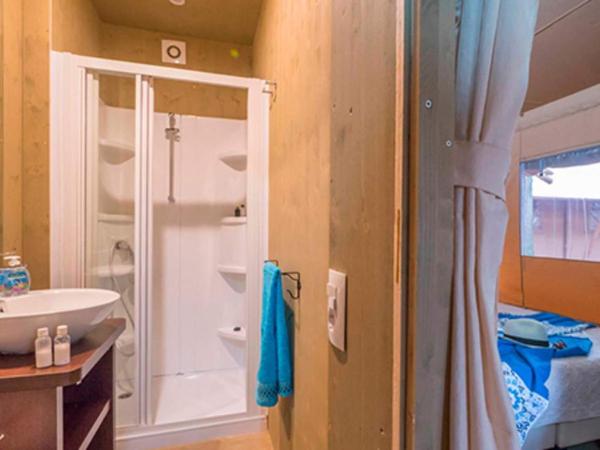 Eurocamp Tents at Campsite Val Saline : photo 5 de la chambre tente