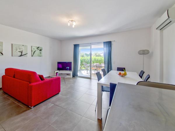 Résidence Pierre & Vacances Premium Les Villas de Porto-Vecchio : photo 2 de la chambre two-bedroom house  with air conditioning and terrace (6 adults)