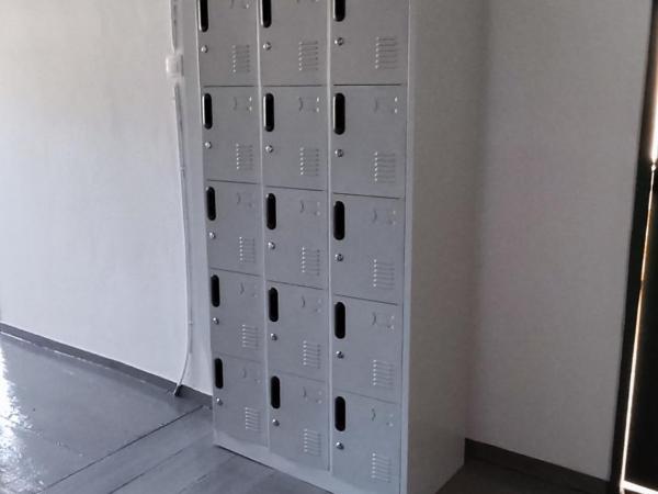 Rhodes Youth Hostel Adults only 18-40 : photo 2 de la chambre lit simple dans dortoir pour femmes