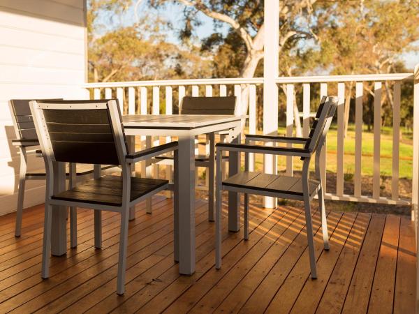 Alivio Tourist Park Canberra : photo 10 de la chambre garden villa (2 bedroom)