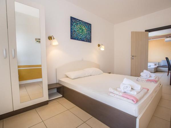 Villa Monsena : photo 6 de la chambre appartement 1 chambre confort avec vue sur la mer