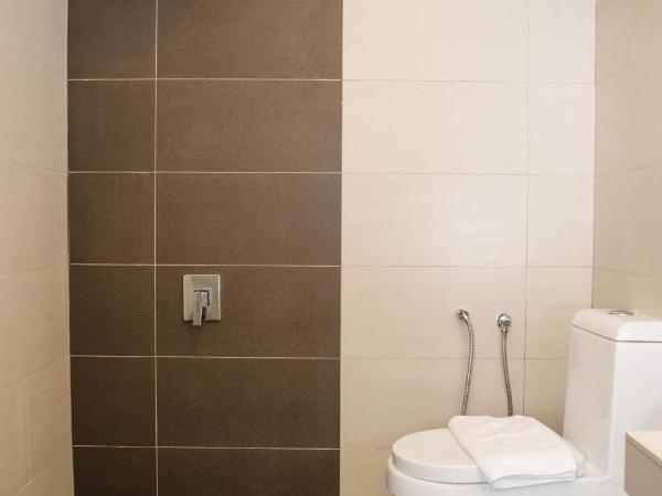 1Orange Hotel Sri Petaling : photo 9 de la chambre chambre lit queen-size deluxe