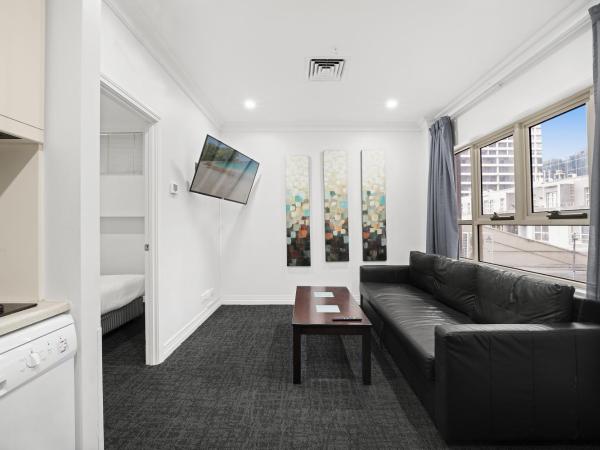 Comfort Hotel Melbourne Central : photo 6 de la chambre appartement 2 chambres de luxe