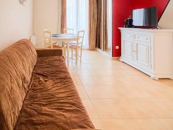 Tulip Inn Honfleur Residence & Spa : photo 2 de la chambre appartement avec terrasse