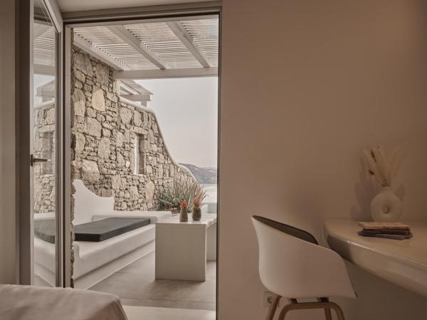 Olvos Luxury Suites Mykonos : photo 6 de la chambre suite with private pool (apollo)