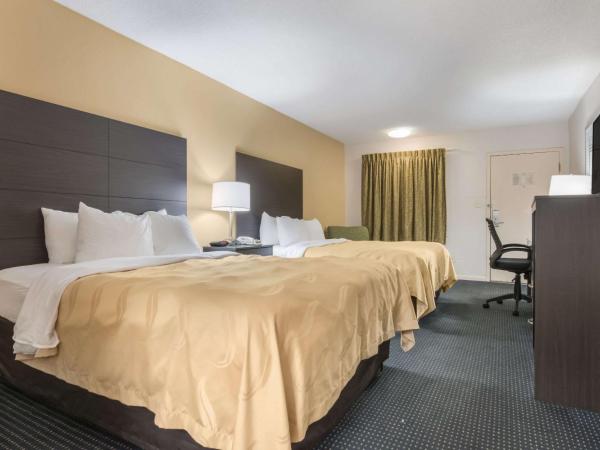 Quality Inn Little Creek : photo 3 de la chambre chambre standard 2 lits queen-size - fumeurs