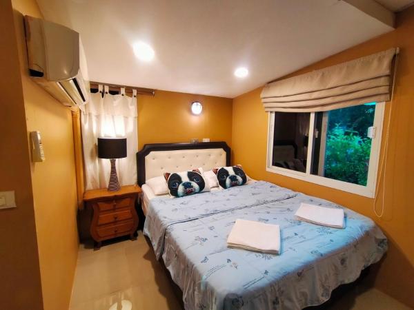 Ruenthip Homestay : photo 10 de la chambre chambre standard lit queen-size