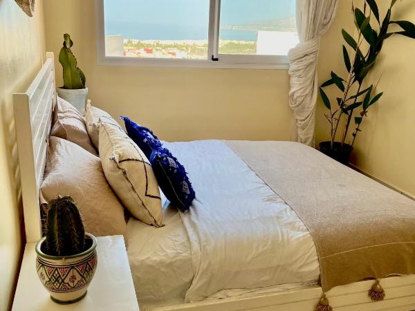 Joy surf camp : photo 1 de la chambre chambre familiale avec salle de bains commune