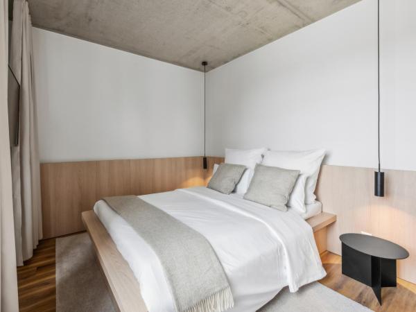 Habyt-The Waterfront : photo 6 de la chambre urban studio - disability access