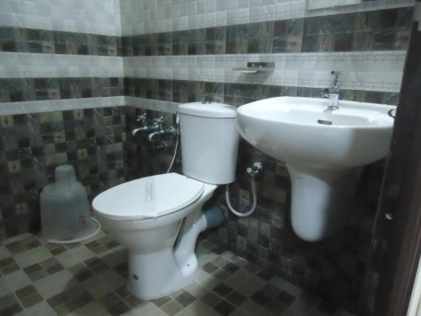 A V Residency : photo 3 de la chambre chambre triple deluxe