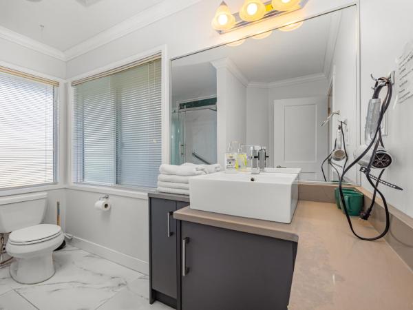 Charming Family Hotel : photo 2 de la chambre chambre avec 2 grands lits queen-size