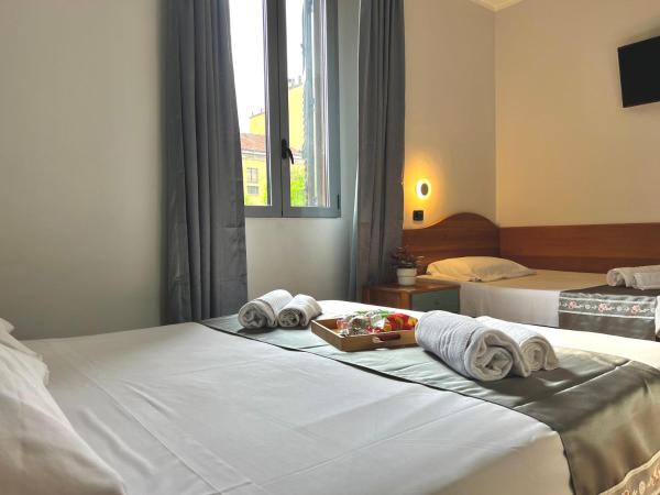 Hotel Sara : photo 2 de la chambre chambre triple