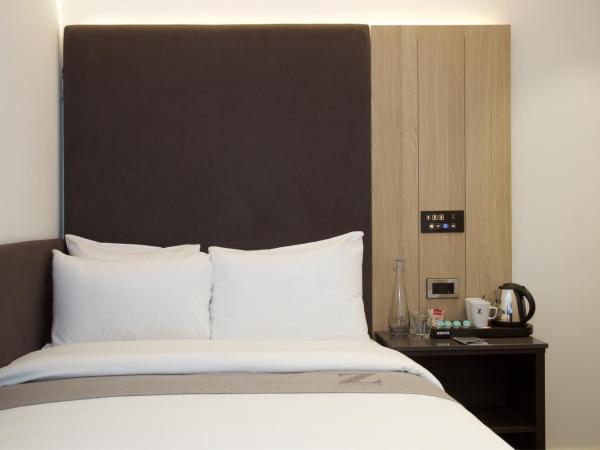 The Z Hotel City : photo 4 de la chambre chambre double