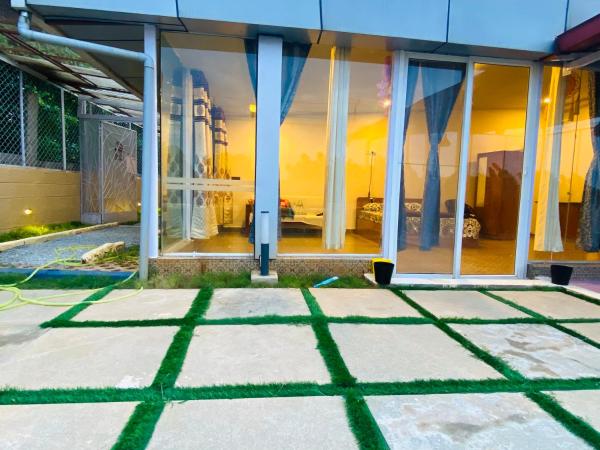 SunsetEscape 3bhk private property : photo 1 de la chambre studio deluxe