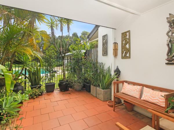 Byron Lakeside Holiday Apartments : photo 6 de la chambre appartement - vue sur piscine 