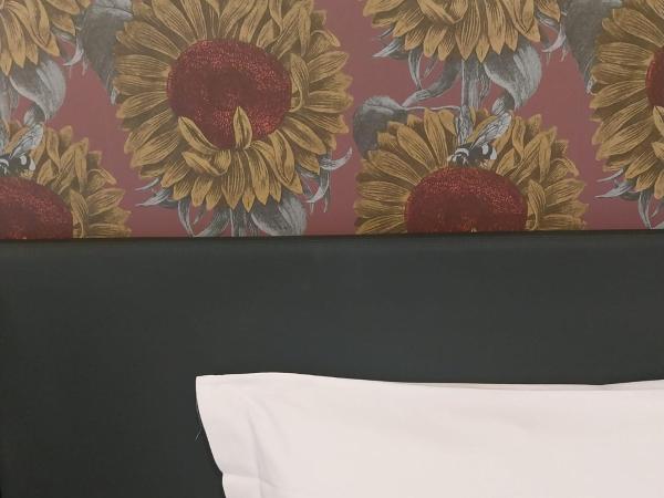 Hotel Montreal : photo 6 de la chambre chambre triple supérieure