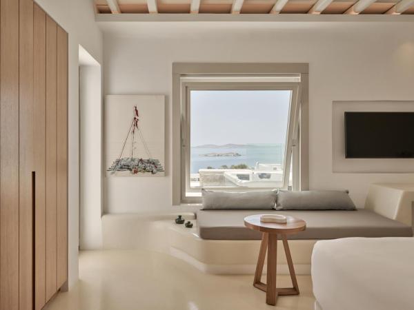 Olvos Luxury Suites Mykonos : photo 4 de la chambre deluxe suite with sea view (isida)
