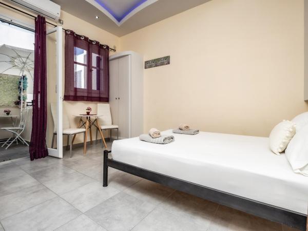 Lefkes Studios : photo 3 de la chambre petite chambre double