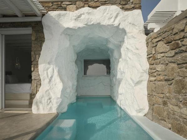 Olvos Luxury Suites Mykonos : photo 6 de la chambre superior king suite (geranos)