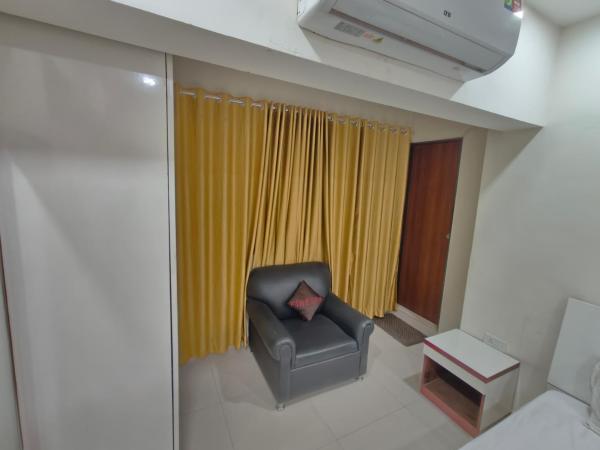 V Check Inn Residence : photo 5 de la chambre chambre standard lit queen-size