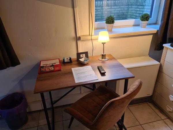 Homestay Gent-Merelbeke self check-in service : photo 5 de la chambre chambre standard lit queen-size