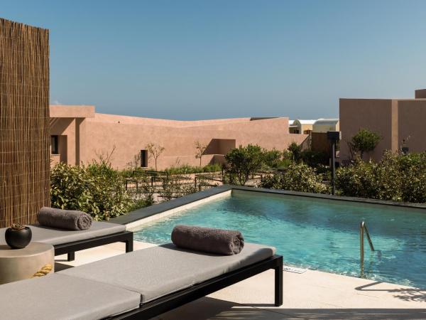 Domes Novos Santorini, Autograph Collection : photo 1 de la chambre euphoria bungalow with zen pool