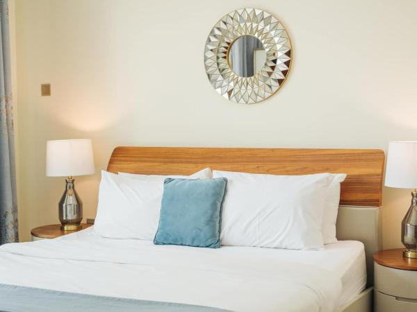 Stunning Palm Island And Arabian Sea Views On 67th : photo 1 de la chambre appartement 3 chambres