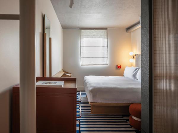 The StandardX, Melbourne : photo 4 de la chambre cosy king 