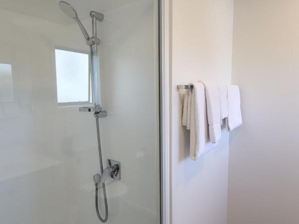 Manukau Motor Lodge : photo 4 de la chambre studio lits jumeaux