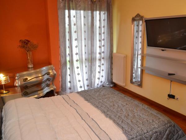 B&B Ai Prati : photo 9 de la chambre chambre quadruple avec salle de bains privative